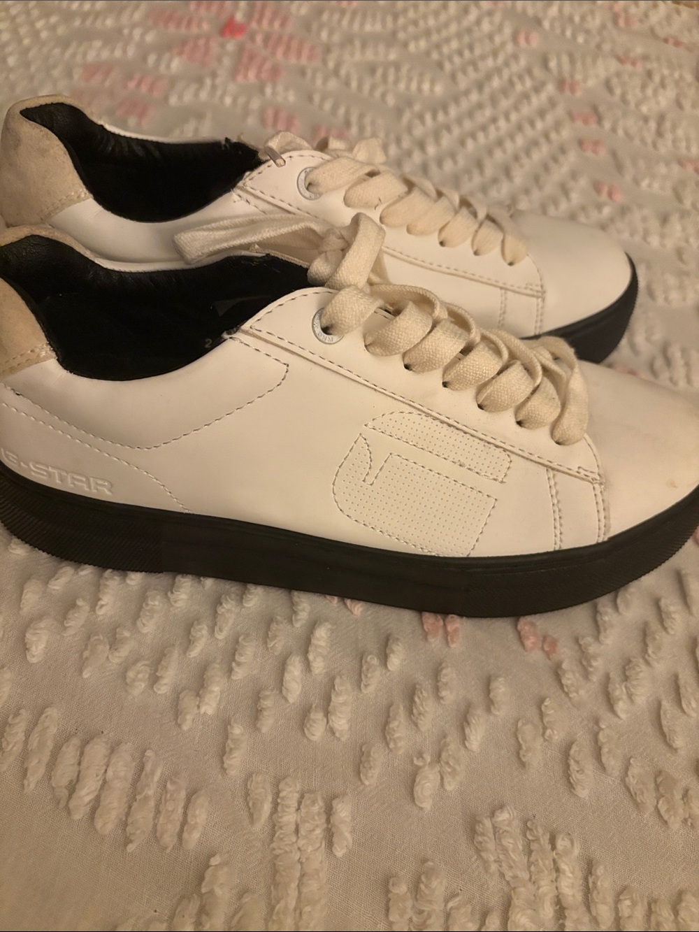 G-Star White and Black Low-Top Platform Sneakers